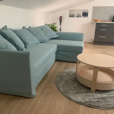 Appartement Cosy Et Climatise En Centre Village Lägenhet